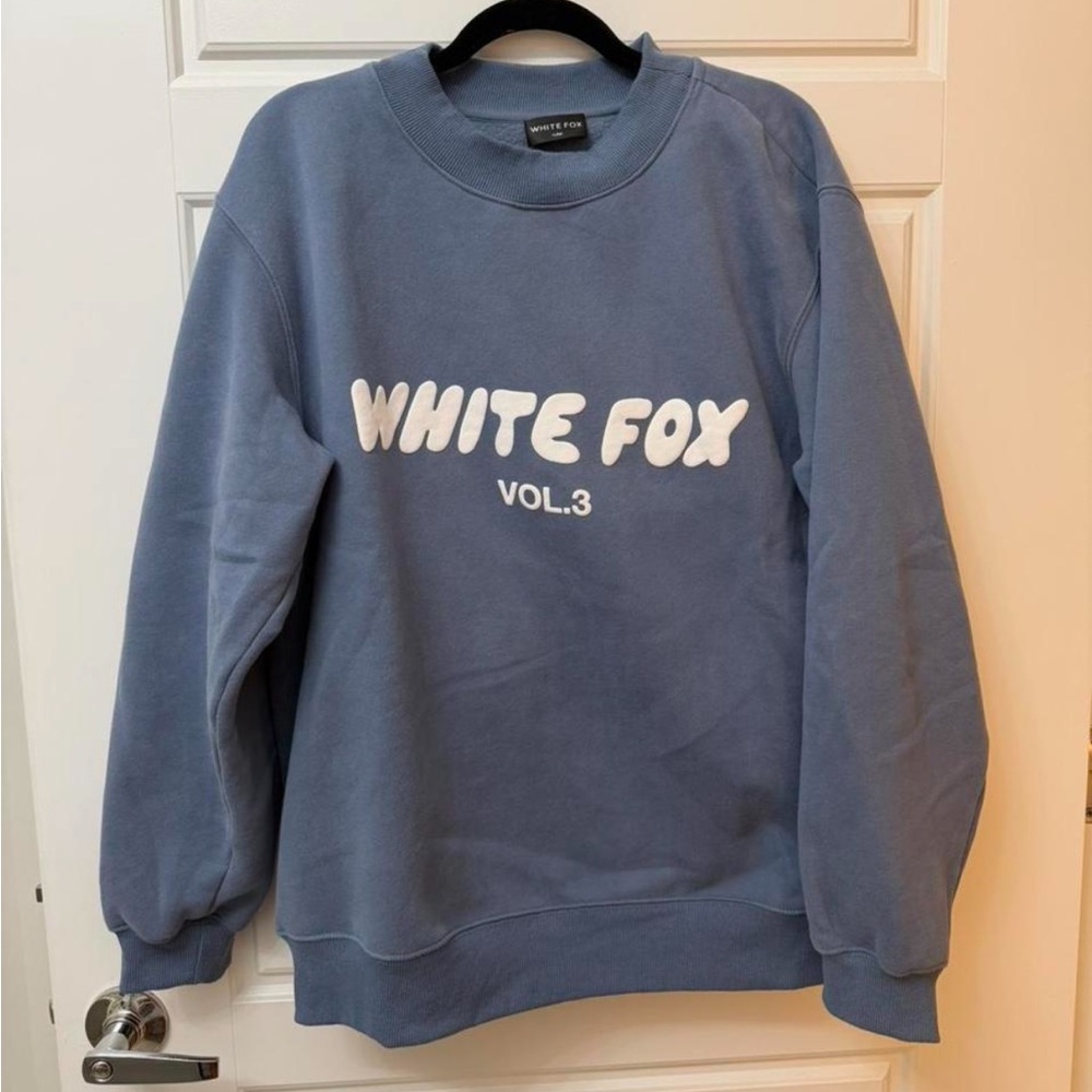 White fox boutique sweatshirt